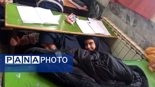 مانور زلزله در مدرسه مهندس رحمانی فرد مشهد