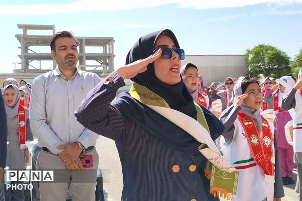 جشن عاطفه‌ها در دبستان شهید امیرکمندی