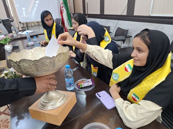 برگزاری انتخابات  مجلس شورای دانش‌آموزی ناحیه ۳شیراز 