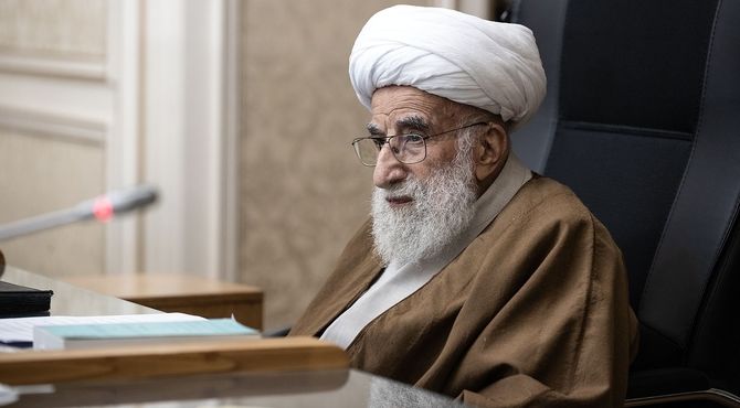 آیت‌الله جنتی: مقام معظم رهبری سدی شکست‌ناپذیر در برابر زیاده‌خواهی دشمنان است