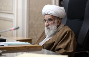 آیت‌الله جنتی: مقام معظم رهبری سدی شکست‌ناپذیر در برابر زیاده‌خواهی دشمنان است