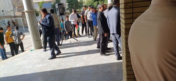 حضور پرشور دانش‌آموزان رای اولی شهرستان چرداول در انتخابات ریاست جمهوری
