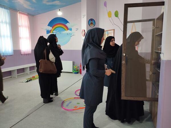 افتتاح اتاق بازی و یادگیری در دبستان دخترانه پیامبر اعظم و موعود شهرستان ملارد