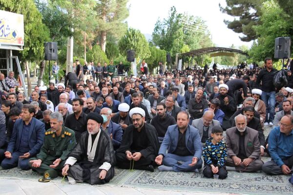 مراسم سوگواری شهدای خدمت در گلزار شهدای شهرستان گلپایگان
