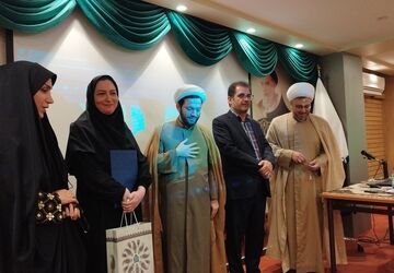 مراسم تجلیل از بانوی ارمنی حامی وطن در دانشگاه جامع علمی کاربردی استان اصفهان