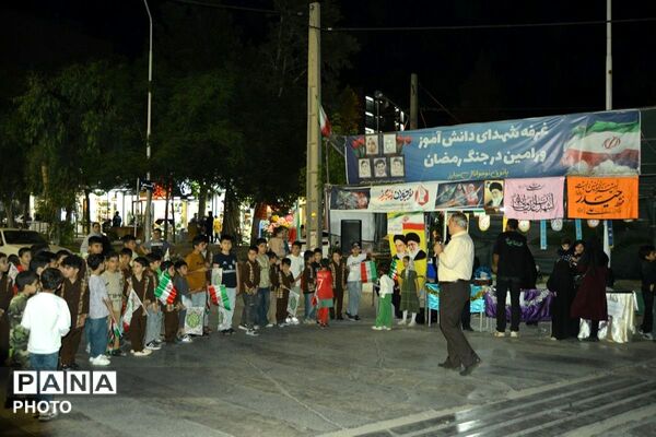 حضور فعال دانش‌آموزان دبستان شهید فهمیده در موکب شهدای دانش‌آموز ورامین