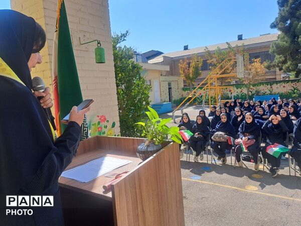 جشن جوانه‌ها در دبیرستان علی افشارنژاد