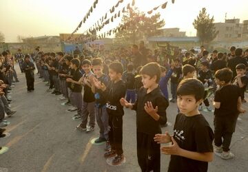 تجلی شور فاطمی در دل دانش آموزان هدایت ۲