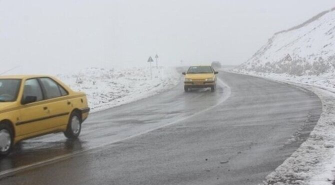 بارش برف و باران در جاده‌های ۲۴ استان کشور