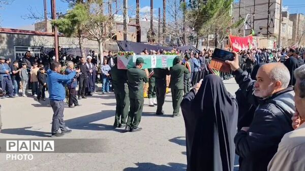 تشییع پیکر شهیده نگار میر دوست در شهر خرو