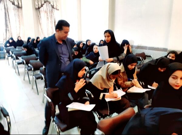 آزمون لیگ‌جت با شعار «جهاد ما جهاد تبیین» در خانمیرزا