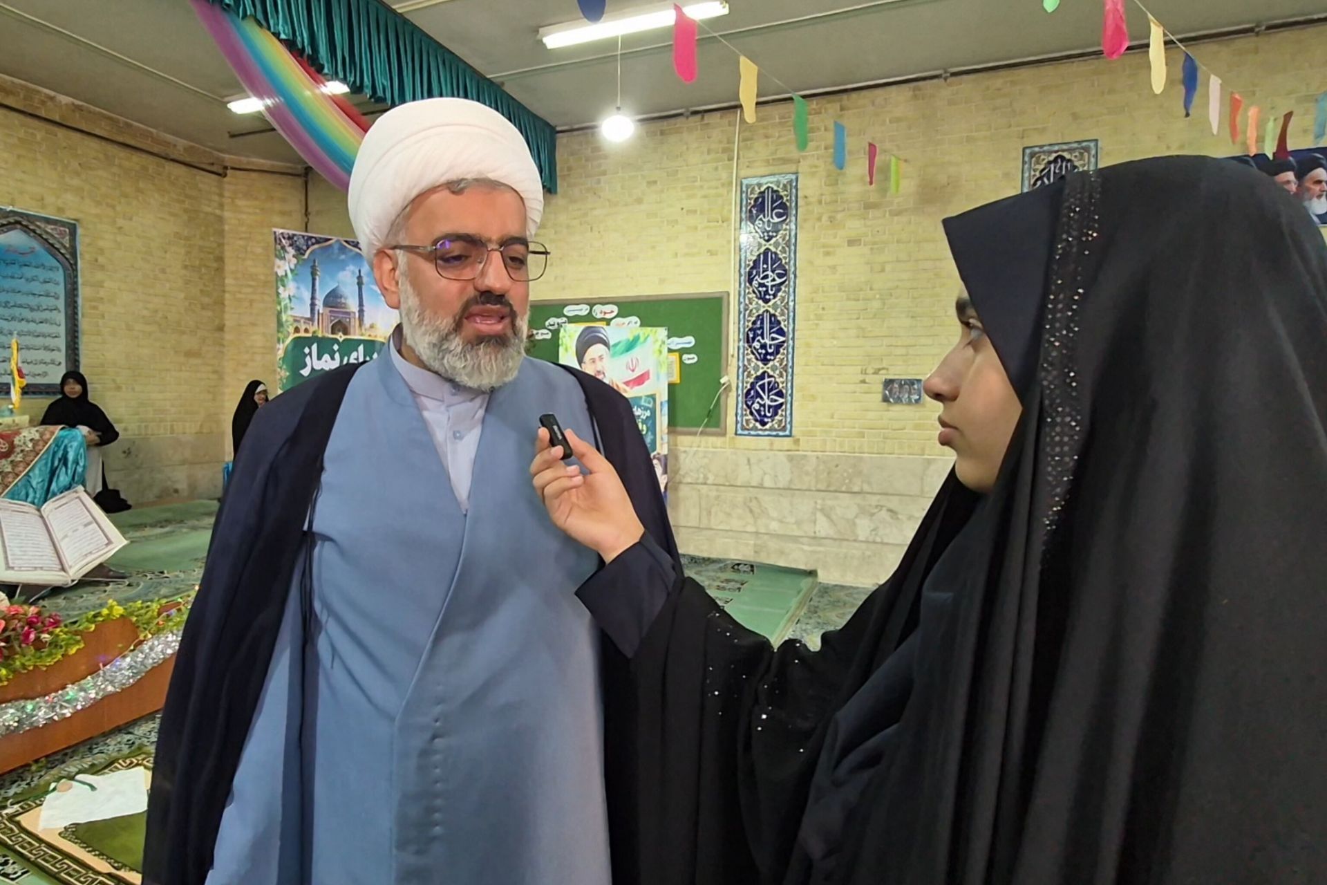 نماز پیوند عاشقانه نوجوان با پروردگار است