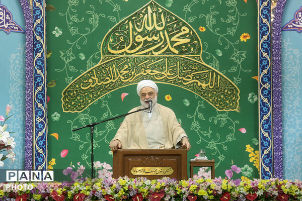 جشن زادروز پیامبر گرامی اسلام و صادق آل محمد(ص) در حرم حضرت معصومه(س)