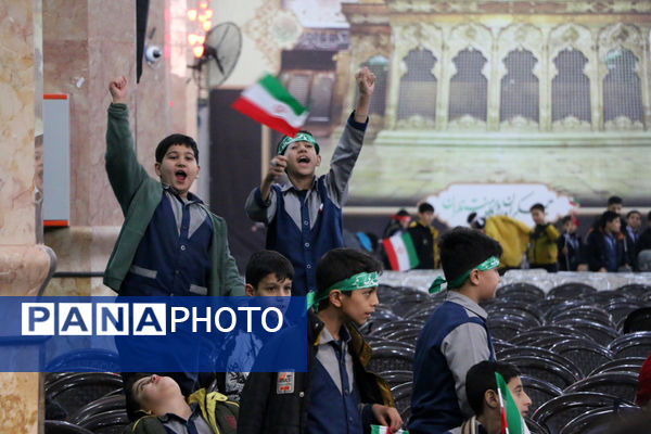 رونمایی از کتاب «سردار ایرانی» ویژه نوجوانان در قم