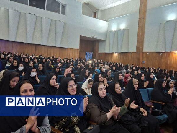 برگزاری ویژه برنامه نکوداشت مقام معلم در شهرستان کاشمر 