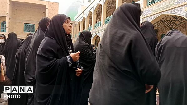 نماز باشکوه فطر در شهرکرد 