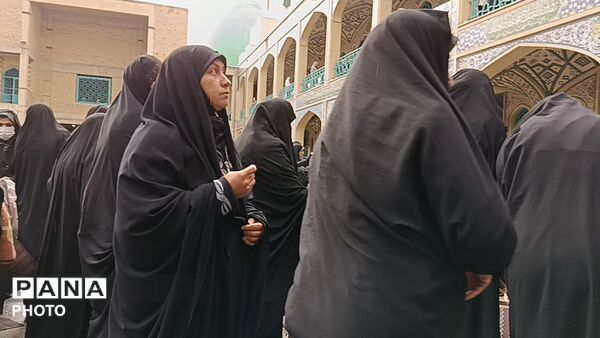 نماز باشکوه فطر در شهرکرد 