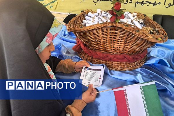 برگزاری نشست تبیینی بانوان ملارد به مناسبت سالگرد ارتحال امام خمینی(ره) و شهدای خدمت