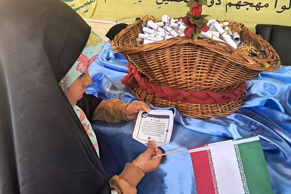 برگزاری نشست تبیینی بانوان ملارد به مناسبت سالگرد ارتحال امام خمینی(ره) و شهدای خدمت