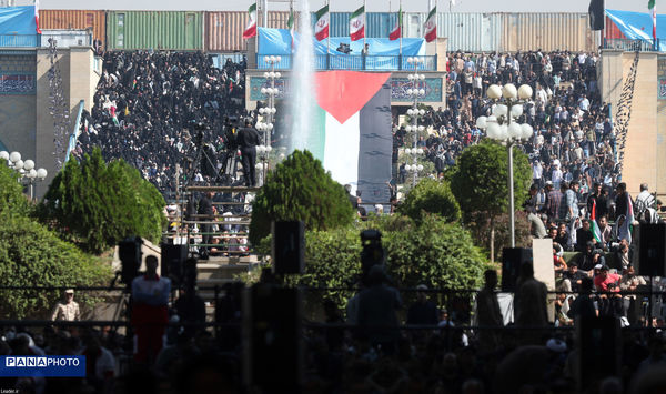 نماز جمعه تهران به امامت مقام معظم رهبری