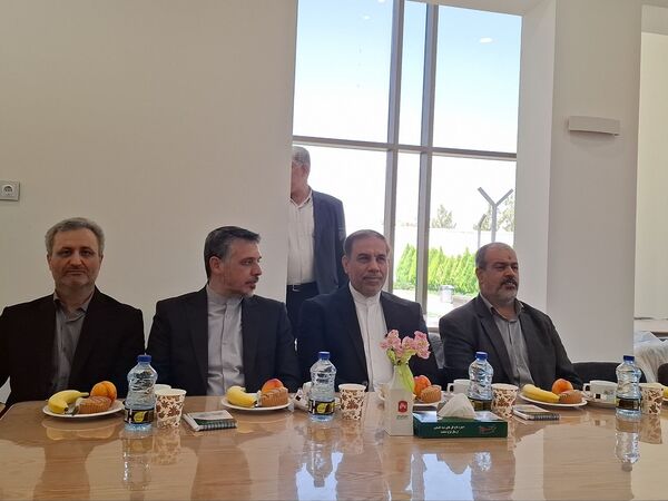 بازدید از مرکز خانه چتر موسسه خیریه گلستان علی(ع)