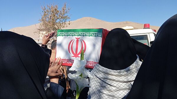یاد شهید گمنام، چراغ راه دانش‌آموزان وردنجانی 