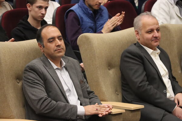 تقدیر از دانش‌آموزان دبیرستان هیات امنایی البرز در اردوگاه استانی شهید محمد منتظری شهریار 