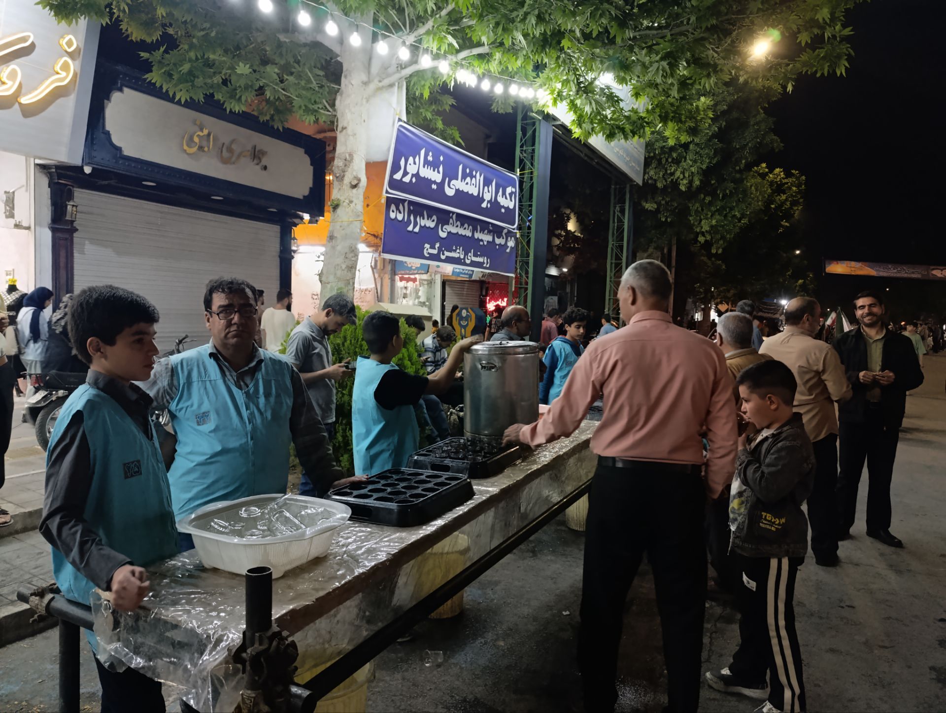 گذری بر مواکب حسینیه امام خمینی(ره) نیشابور