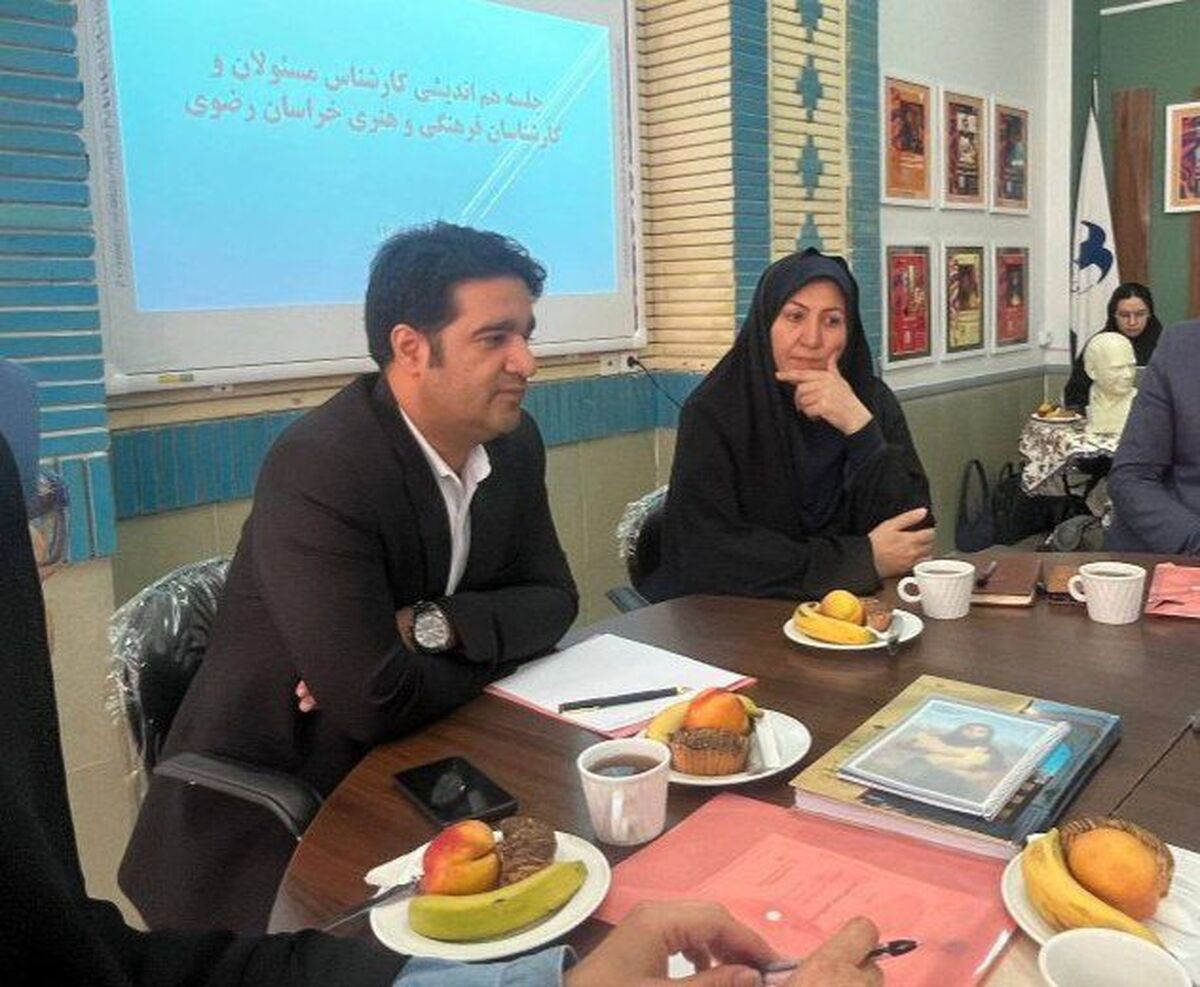 جشنواره های فرهنگی هنری جریان سازان تربیتی هستند