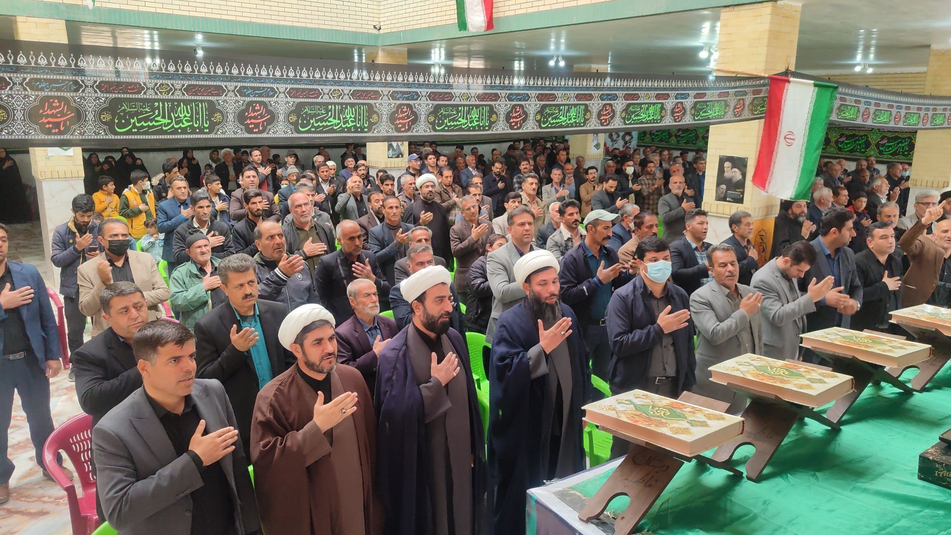 مراسم تشییع نمادین رهبر شهید در فلارد