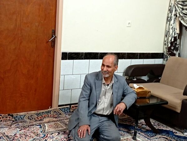 تکریم و بزرگداشت مادر و همسر شهید نورانی توسط کادر دبیرستان میثاق