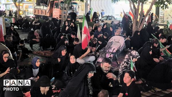 ندای لبیک از صحن دل‌ها تا میدان نبرد