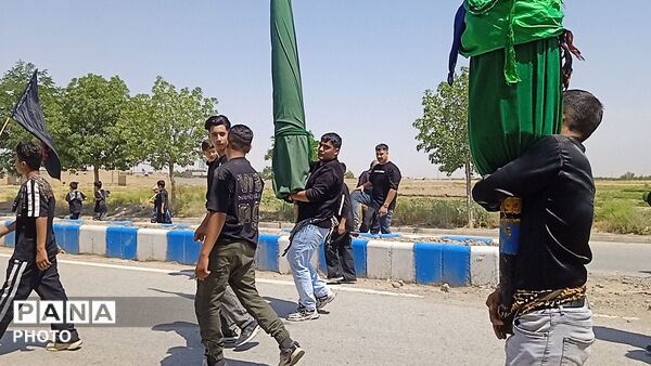 نهمین روز از مراسم عزاداری امام حسین (تاسوعای حسینی)در مسجد امام سجاد(ع)