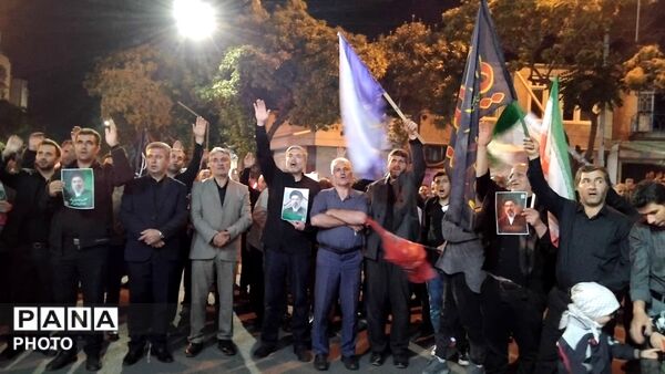 هم‌نوایی فرهنگیان و دانش‌آموزان اهر در سوگواره شبانه رهبر شهید