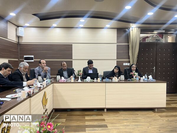 نشست خبری مسابقات ورزشی دانش‌آموزی کشور قطب پنج ، اصفهان