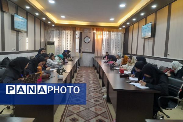 کارگاه آموزشی خبرگزاری پانا در اداره آموزش و پرورش ناحیه ۳ شیراز