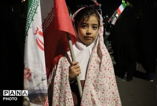 حضور دختران کرجی؛در جشن دهه کرامت  