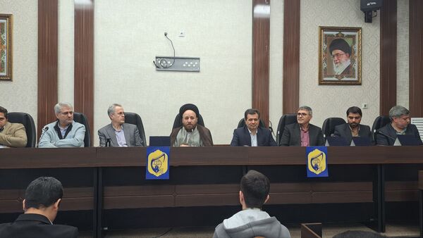 همایش تجلیل از عوامل سیزدهمین دوره نمایشگاه های مدرسه انقلاب