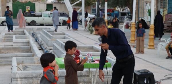 جشن روز جهانی کودک در قلعه‌گنج
