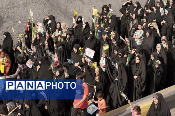 جلوه هایی از کاروان نمادین ورود کریمه اهل بیت به قم