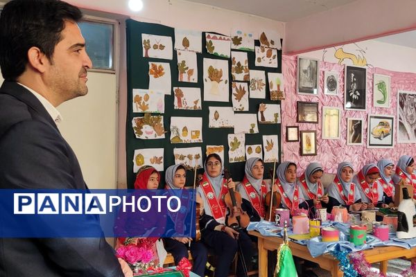 افتتاحیه جشنواره فرهنگی هنری ماها در دبستان قدر بهارستان۲