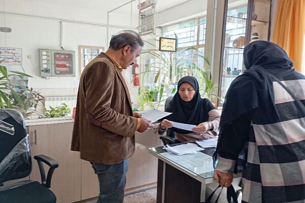 ارائه بیلان ترم اول و عملکرد تحصیلی دانش‌آموزان دبیرستان شهید مجید دهنوی نیشابور