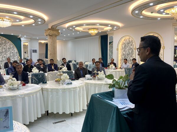بازدید مدیر اداره آموزش و پرورش خلیل‌آباد از مدارس شهر