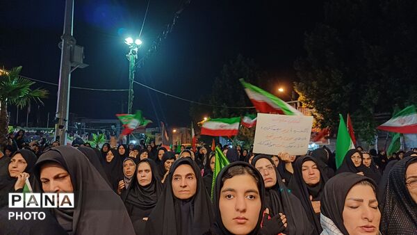تجدید بیعت مردم کوهدشت با آرمان‌های حسینی در میدان امام خمینی (ره)