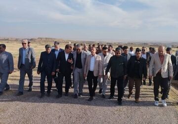 گذرگاه مرزی چیلات دهلران برای تردد زائران اربعین آماده می‌شود