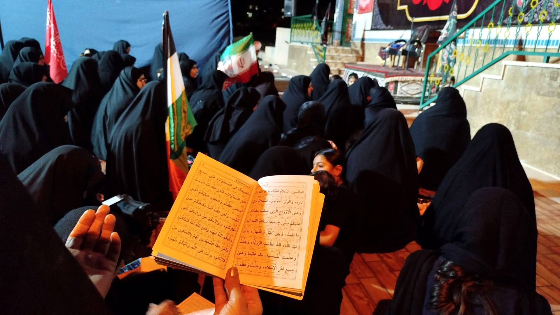 مراسم عزاداری شب هشتم ماه محرم در مسجدالنبی نیم‌ور