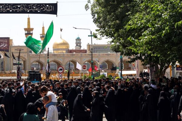 عزاداری ظهر عاشورا در مشهد 