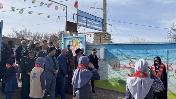 مراسم  یاوران انقلاب و افتتاح نمازخانه خیرساز در دبستان بنیاد برکت باخرز