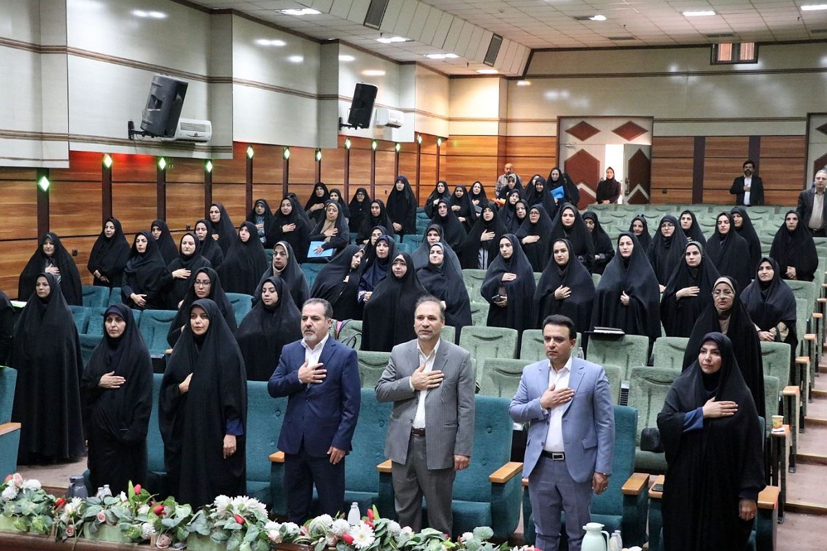 حضور مدیران ناحیه دو شهرری در مراسم تقدیر از مدیر و معاونین اسبق ناحیه 