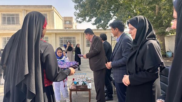 افتتاح زمین ورزشی تایل کورت در هنرستان عفت بجنورد
